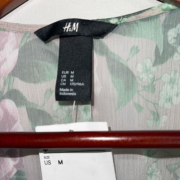 H&M Floral Chiffon Blouse  - Picture 8 of 9